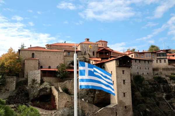 Greece. Meteora. The Greece flag with the Holy Monastery of Great Meteoron, the Transfiguration of Jesus. — Stock Photo, Image