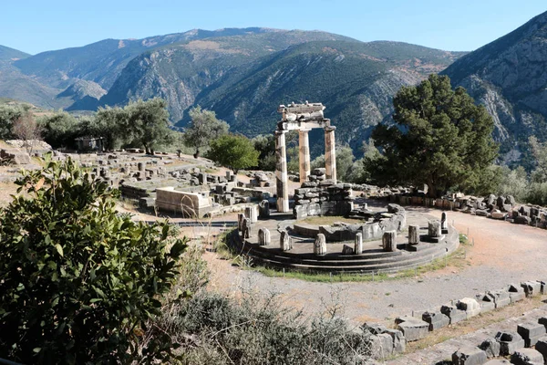 Vista panorámica del Templo de Atenea Pronea Delphi Grecia — Foto de Stock