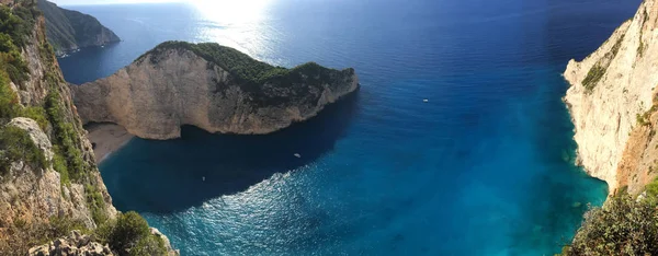 아름 다운 Navagio 난파선 쟈 킨 토스 섬 그리스에 해변의 목가적인 보기 — 스톡 사진