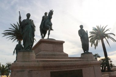Napolyon Bonapart heykeli Diamant Meydanı, Ajaccio, Corsica, Fransa için atlı