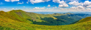 Hillside panorama dağlarda