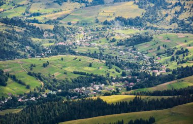 güneşli Valley Village