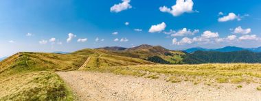 Panoramik dağ sırtı yol