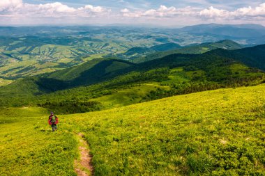 patika aşağı vadiye hillside