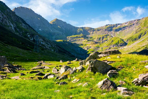 Υπέροχο σκηνικό της Transfagarasan δρόμο στην κοιλάδα — Φωτογραφία Αρχείου