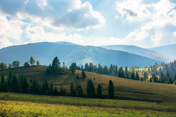 Venkovská oblast Karpat na podzim — Stock fotografie