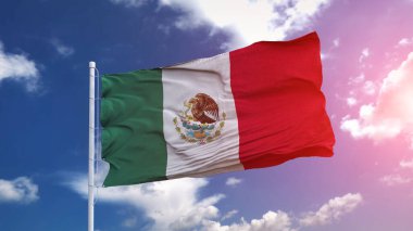 Meksika ulusal bayrağı güzel güneş ışığıyla mavi gökyüzünde dalgalanıyor. 3d illüstrasyon.