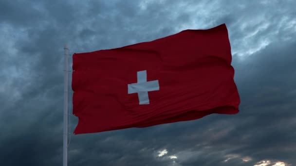 Bandera realista de Suiza ondeando en el viento contra el profundo cielo tormentoso — Vídeo de stock