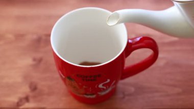 Sıcak bir sabah için sıcak sade kahve.