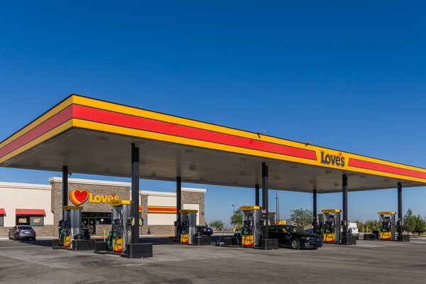 Love's Gas Station Exterior and Sign