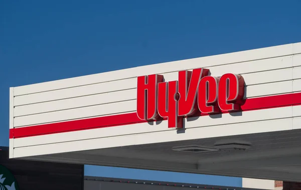 Hy-Vee Gas Station winkel buitenkant — Stockfoto