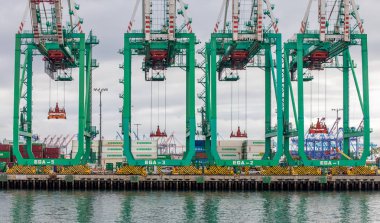 Evergreen Deniz Corporation Konteyner Vinç Los Ang bağlantı noktası