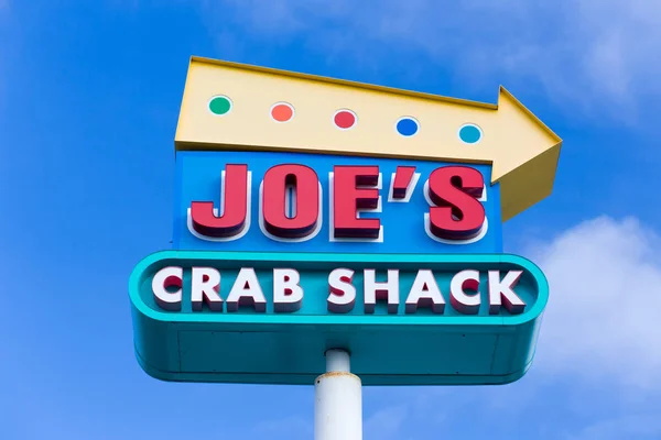 Joe's Crab Shack restaurang tecken och exteriör — Stockfoto
