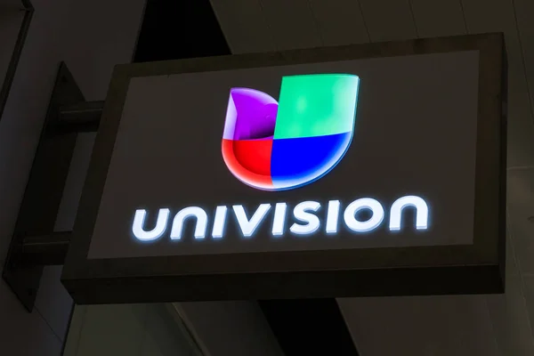 Univision teken en Logo — Stockfoto