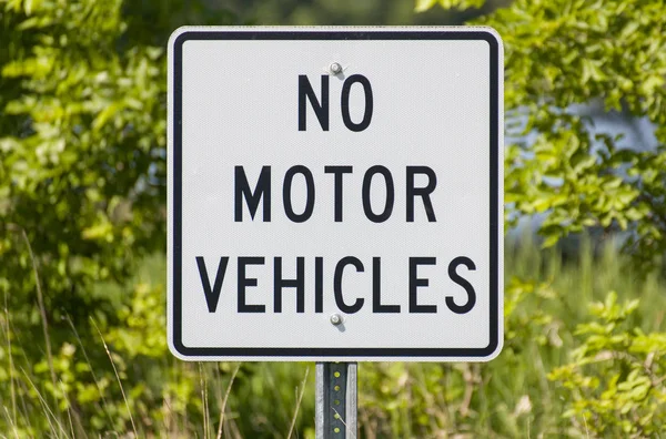 No Motor Vehicles Sign — Stock Photo, Image