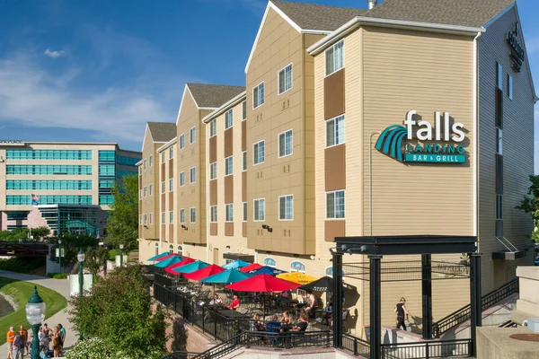 Falls lądowania Bar and Grill w hotelu Country Inn and Suites — Zdjęcie stockowe