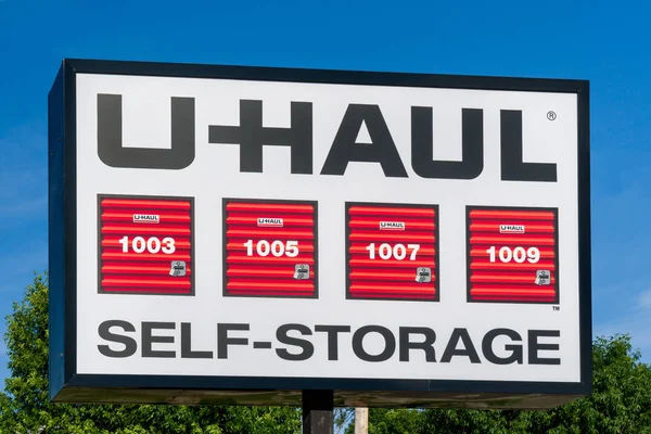 U-afstand zelf Self Storage teken en handelsmerk — Stockfoto