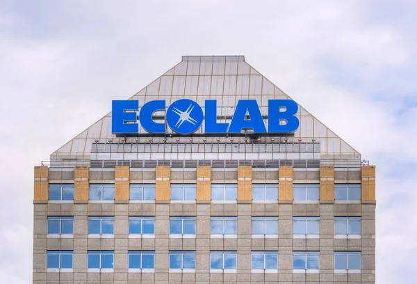 Здание головного офиса Ecolab — стоковое фото