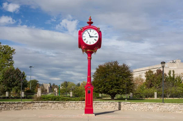 Universiteit van Indiana Landmark Campus klok — Stockfoto