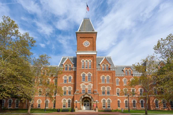 Hall van de Universiteit op de Campus van de Ohio State University — Stockfoto
