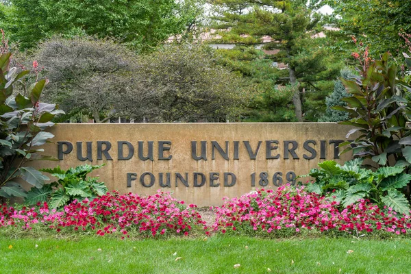 Purdue Üniversitesi'nde giriş işareti — Stok fotoğraf