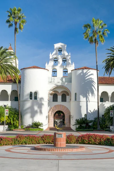 Hepner Hall San Diego State University kampüsünde — Stok fotoğraf