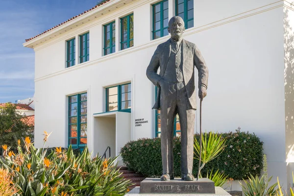 Семюел т. чорний пам'ятник на кампусі Сан-Дієго державний універ — стокове фото