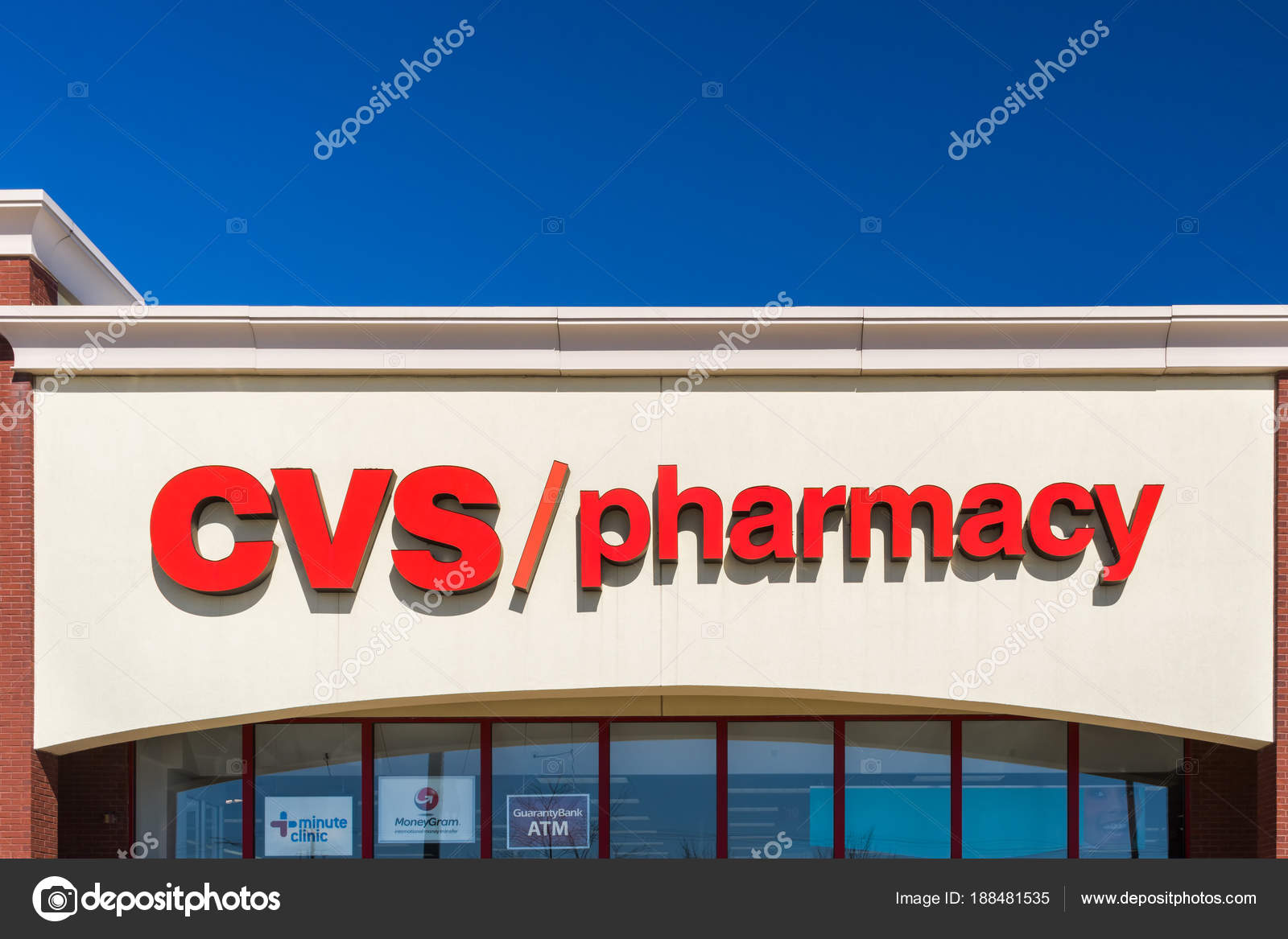 cvs pharmacy logo