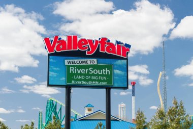 Valleyfair eğlence parkı girişi ve işareti