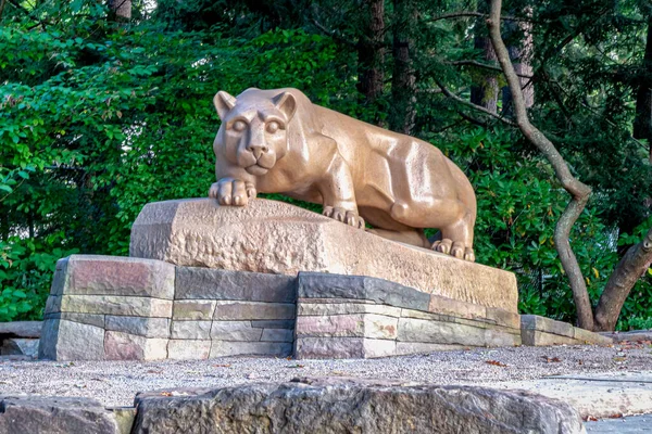 宾州立大学的Nittany狮子神龛 — 图库照片