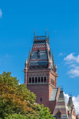 Harvard Üniversitesi Anıt Salonu ve Sanders Tiyatrosu