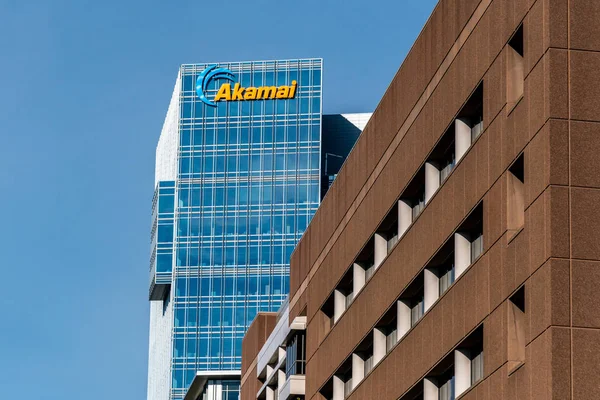 Штаб-квартира Акамаї і комерційна марка Logo — стокове фото
