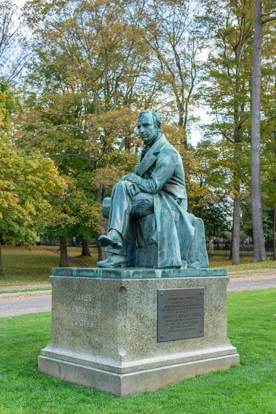 James Fenimore Cooper no Historic Ostego Hall — Fotografia de Stock