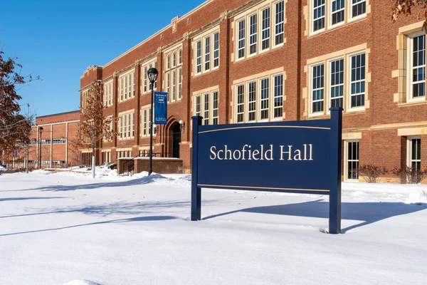 Schofield Hall en la Universidad de Wisconsin-Eau Claire — Foto de Stock