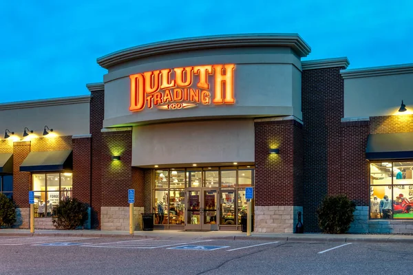 Paul Usa March 2020 Duluth Trading Company Retail Store Entrance — Stock Photo, Image