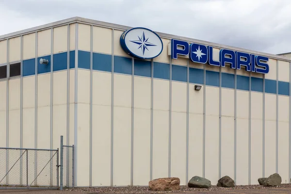 Osceola Usa May 2020 Polaris Manufactuing Facility Exterior Trademark Logo — Stock Photo, Image