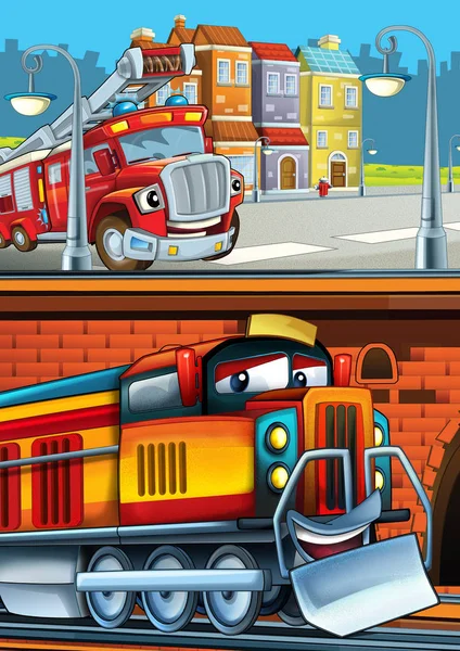 Tren de aspecto divertido de dibujos animados en la estación de tren cerca de la ciudad y la conducción de automóviles de bomberos - ilustración para los niños — Foto de Stock