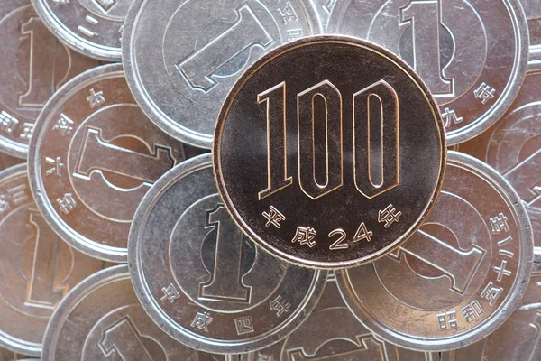 Поверхня Японських Монет Розмірі 100 Ієн Новини Про Економіку Фінанси — стокове фото