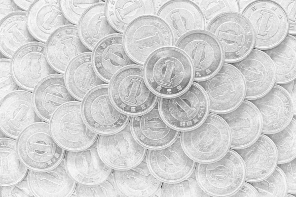 Superficie Muchas Monedas Japonesas Yen Fondo Blanco Negro Monocromo Fondo — Foto de Stock
