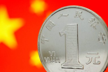 Çin parası. Çin PRC 'sinin arka planında 1 yuan para var. Ekonomi, ulusal döviz kuru, devalüasyon, ticaret savaşı, ihracat, ithalat, kriz, durgunluk. Makro