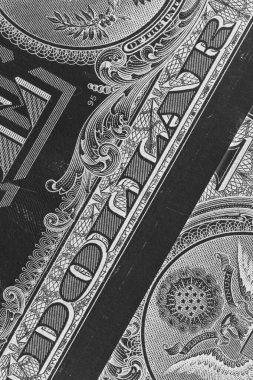 Resmin köşegen üzerine büyük bir 