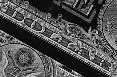 Resmin köşegen üzerine büyük bir 