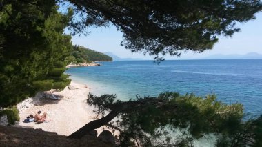 Krasna korvatska priroda, daha fazla.