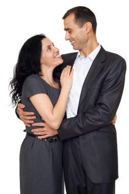 aşk, romantik güzel kadın ve yakışıklı adam beyaz arka plan üzerinde izole mutlu çift