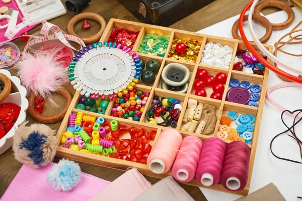 Thread and sewing accessories top view, seamstress workplace, many object for needlework, embroidery, handmade and handicraft — Stock Photo, Image