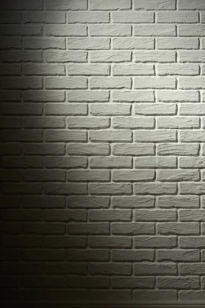 Weiße Ziegelwand mit Lichteffekt und Schatten, abstrakter Hintergrund — Stockfoto
