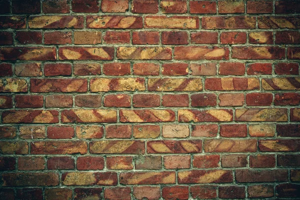Eski tuğla duvar doku veya arka plan, kahverengi ve kırmızı renk — Stok fotoğraf