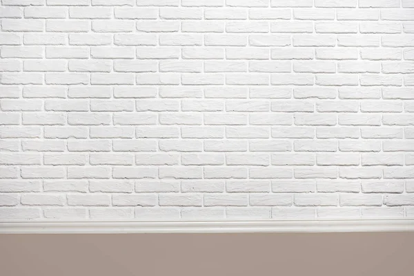 Biały cegła ściany z podłogą dla tła lub tekstury, streszczenie zdjęcie — Zdjęcie stockowe