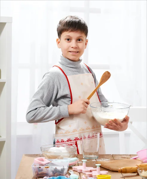 Hamur, sağlıklı gıda kavramı yapma çocuk ev mutfak, yemek