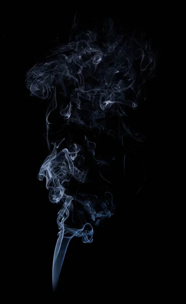 Foto de humo blanco real sobre fondo negro — Foto de Stock
